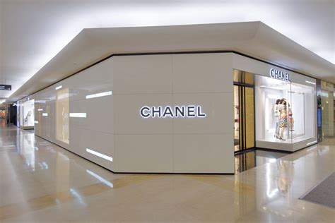 Chanel store plaza Indonesia